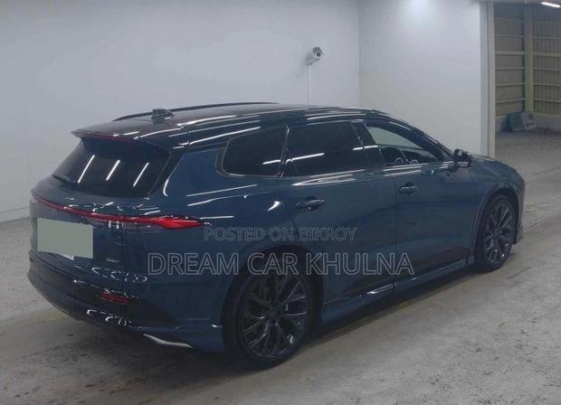 Toyota Crown Estate Z Hybrid 2025