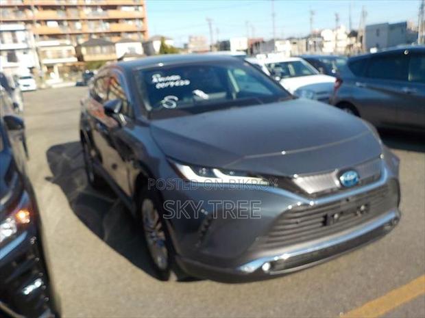 Toyota Harrier ZL Pack. 2021