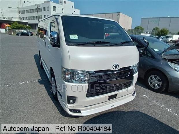 Toyota Hiace Super gl Dp2 4 point 2022