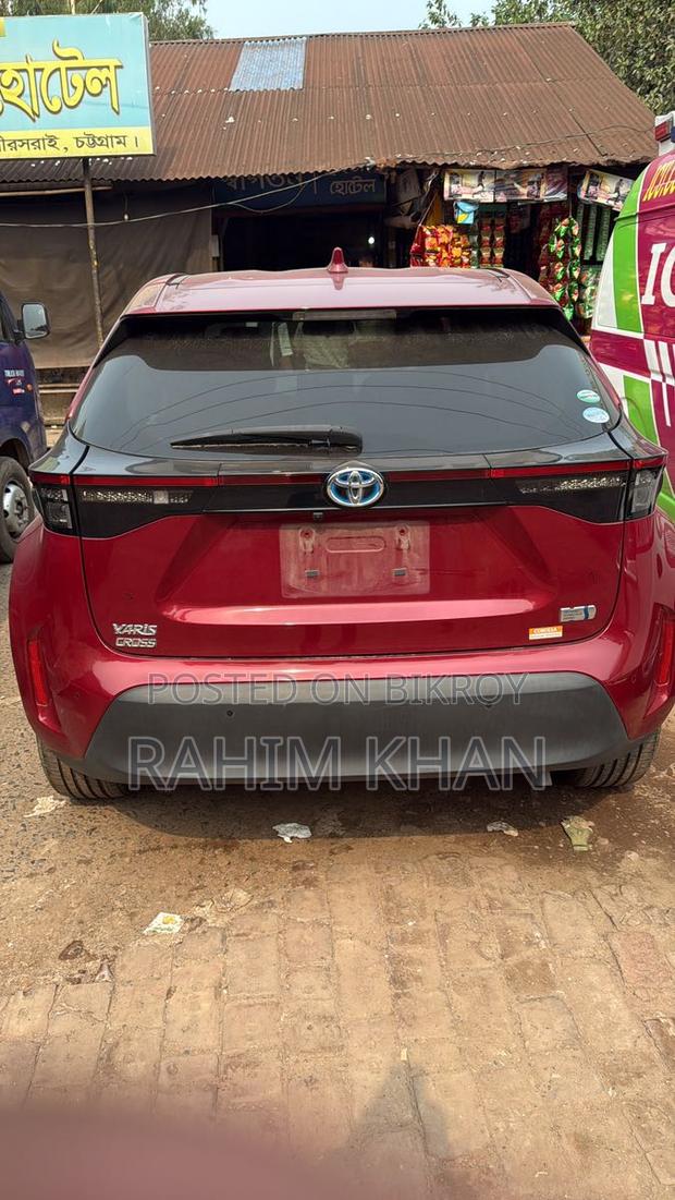 Toyota Yaris Cross . 2023