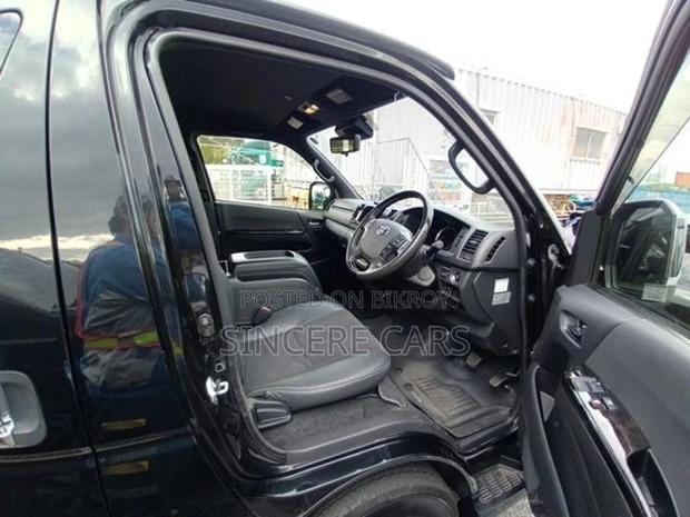 Toyota Hiace SUPER GL DARK PRIME2 2020