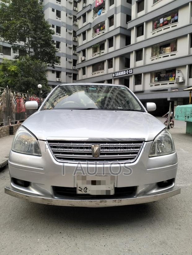 Toyota Premio F 2005