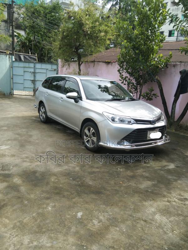 Toyota Fielder key start 2015