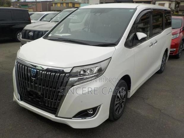 Toyota Esquire GI HYB 4 POINT 2021