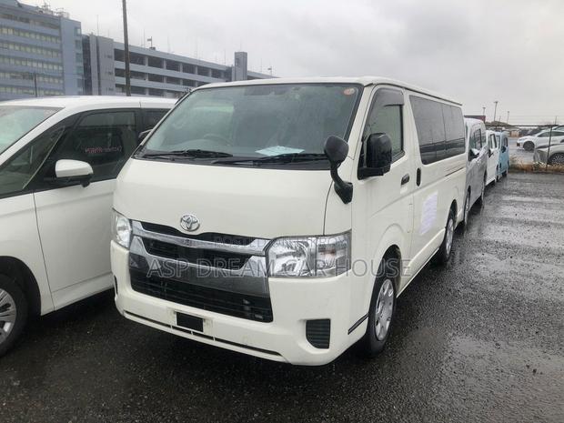 Toyota Hiace GL Dual Ac White2021 2021