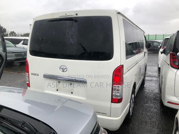 Toyota Hiace GL Dual Ac White2021 2021