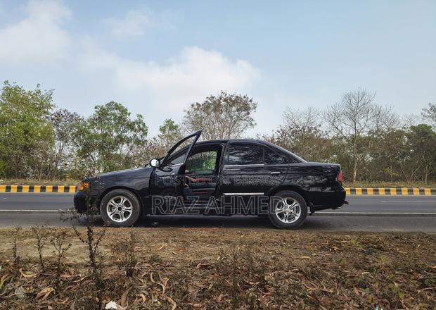 Nissan Sunny Ti Shape 2004