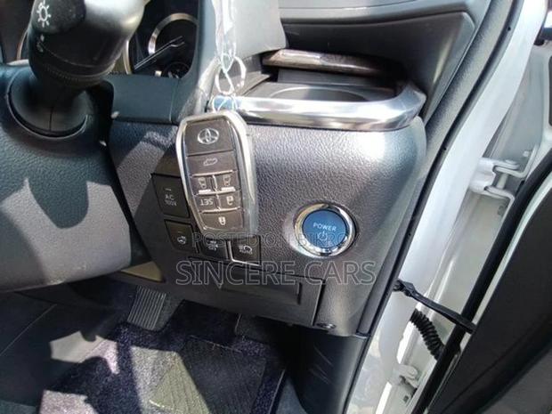 Toyota Alphard EXECUTIVE LOUNGE HYB 2021