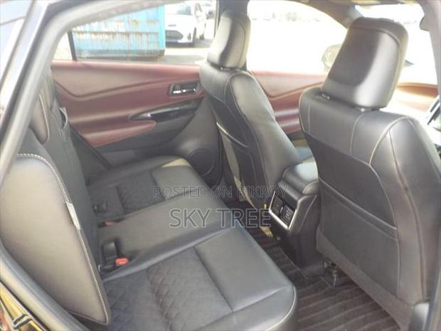 Toyota Harrier Premium-Pack 2020