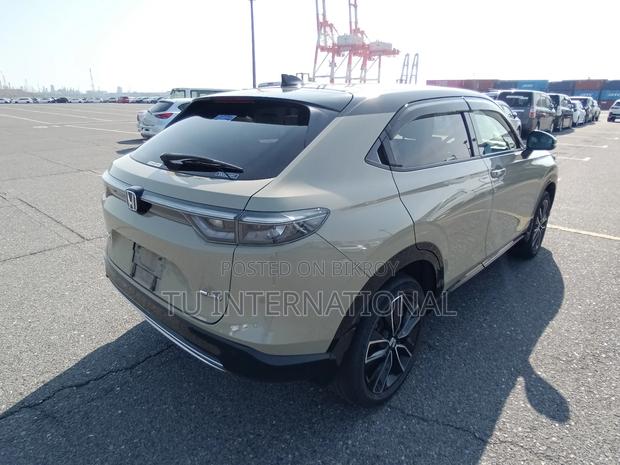 Honda Vezel e:HEV PLAY MOONROOF 2021