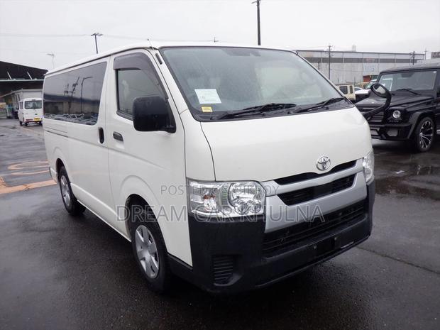 Toyota Hiace PKG.DX LED WHITE 2021