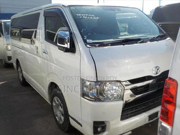 Toyota Hiace SUPER GL DARK PRIME 2022