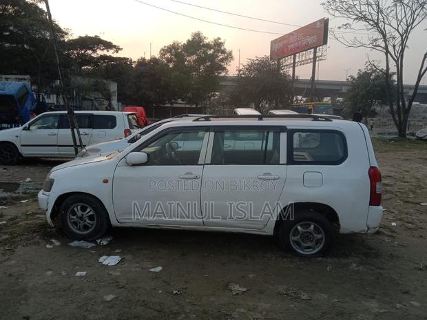 Toyota Probox 2004 White
