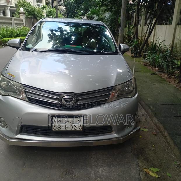 Toyota Axio 2012