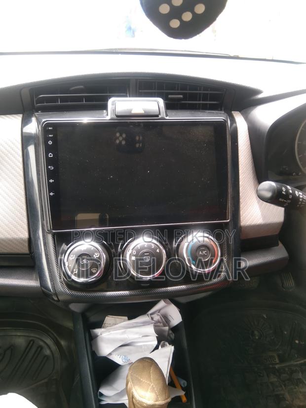 Toyota Axio 2012
