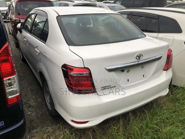 Toyota Axio 2020 Silver