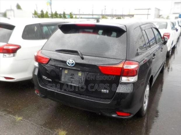 Toyota Fielder Hybrid EX Black 2021