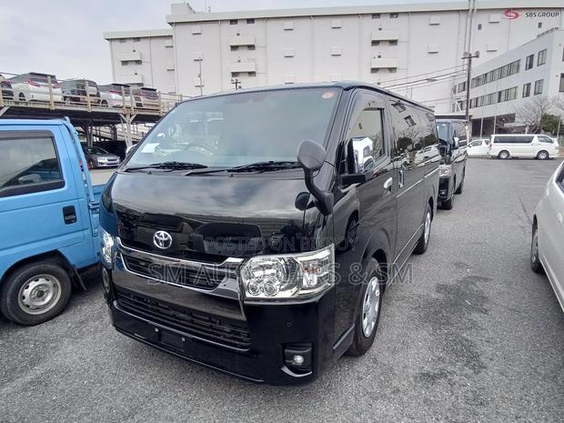 Toyota Hiace Super GL Dark Prime2 2022