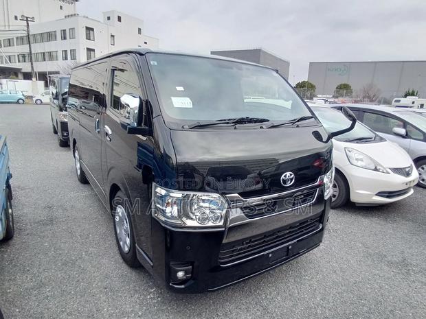 Toyota Hiace Super GL Dark Prime2 2022