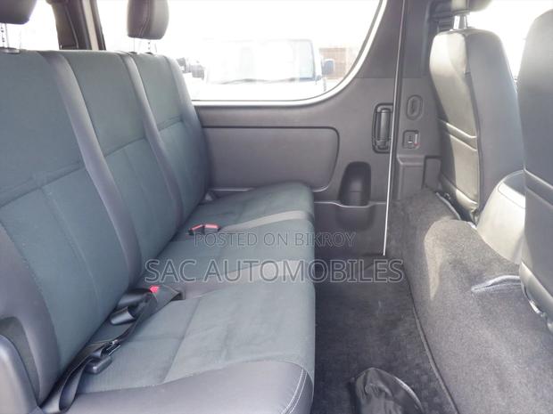 Toyota Hiace Super GL prime 2021
