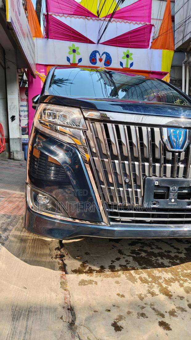 Toyota Esquire hybrid gi premium 2020