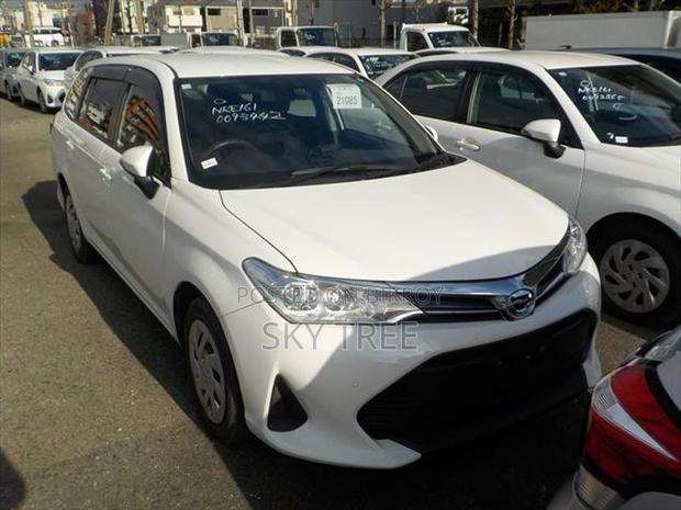 Toyota Fielder Ex Pack. 2020