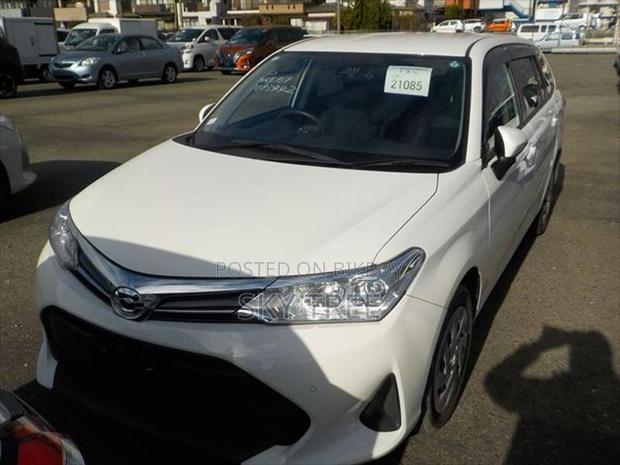 Toyota Fielder Ex Pack. 2020