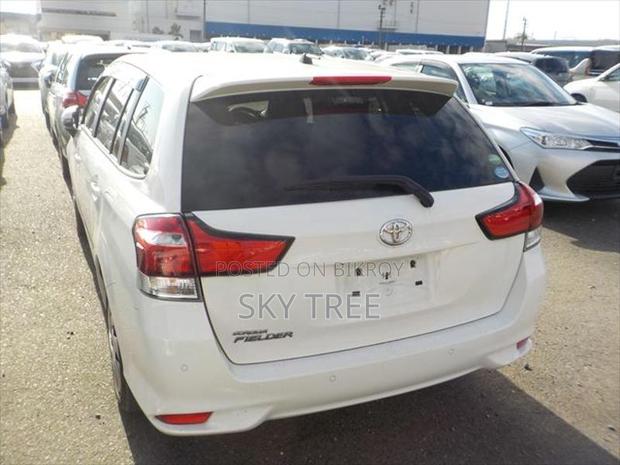 Toyota Fielder Ex Pack. 2020
