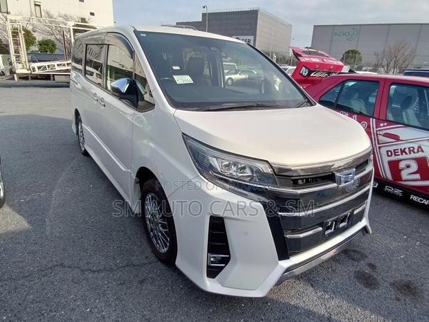 Toyota Noah Hybrid SIWXB Pearl 2021