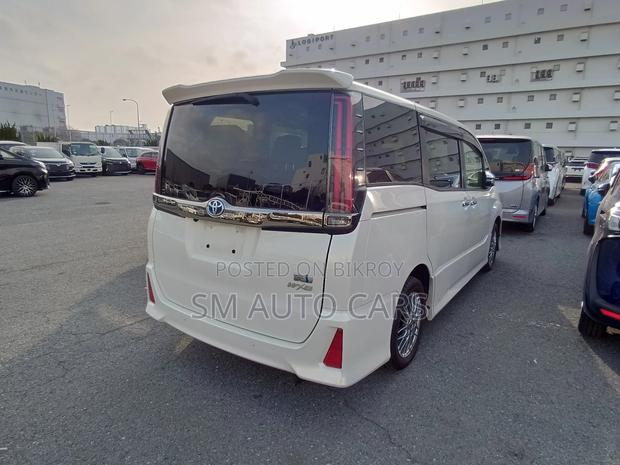 Toyota Noah Hybrid SIWXB Pearl 2021