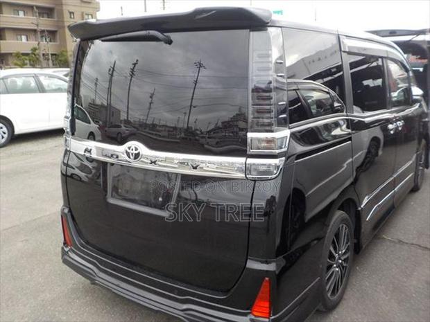 Toyota Voxy ZS Pack. 2020