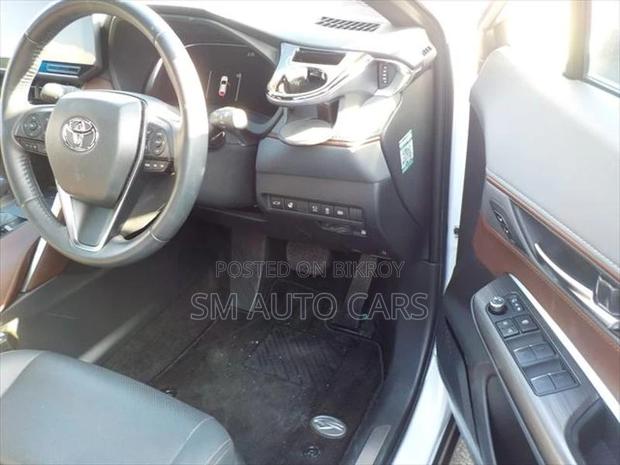 Toyota Harrier Hybrid Z Pearl 2023