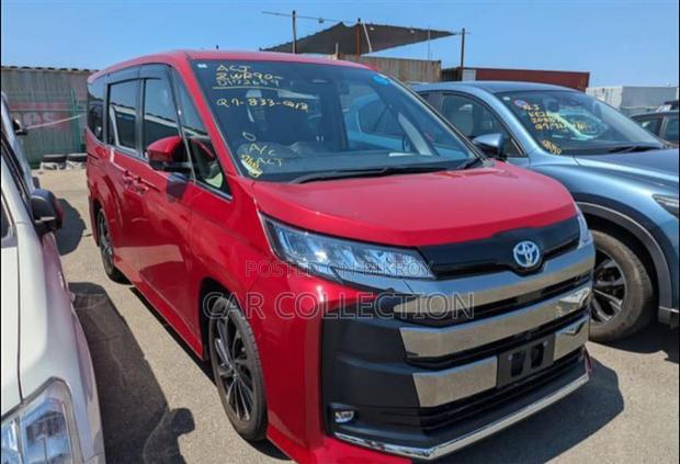 Toyota Noah S-Z Hybrid Red 2024