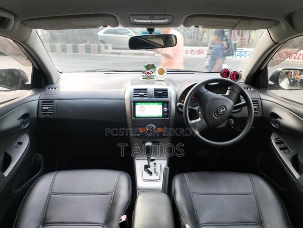 Toyota Corolla Fielder 2011 Pearl