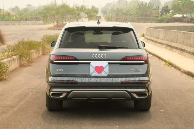 Audi Q7 7 2023