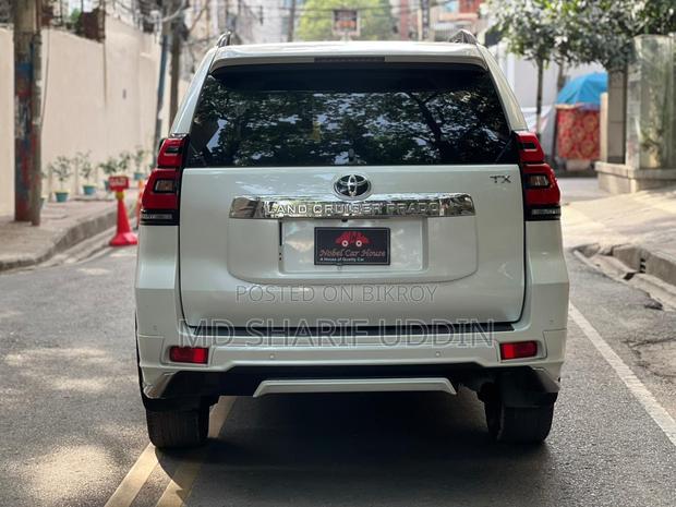 Toyota Land Cruiser Prado TX 2021
