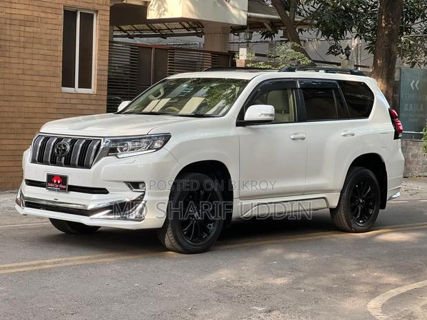 Toyota Land Cruiser Prado TX 2021
