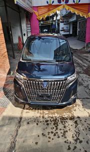 Toyota Esquire gi premium-package 2020 for sale
