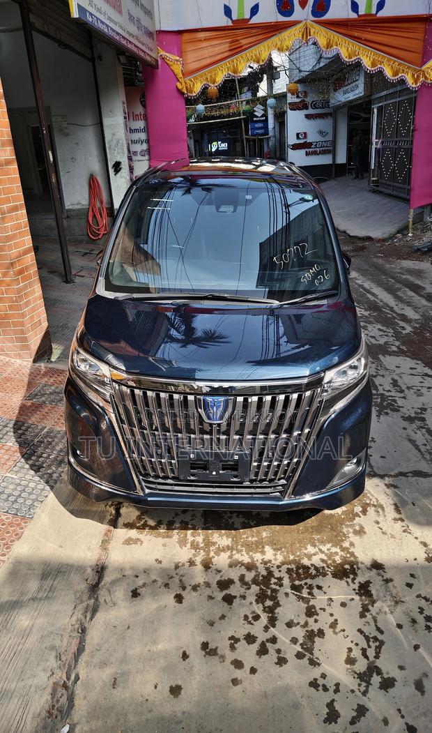 Toyota Esquire gi premium-package 2020