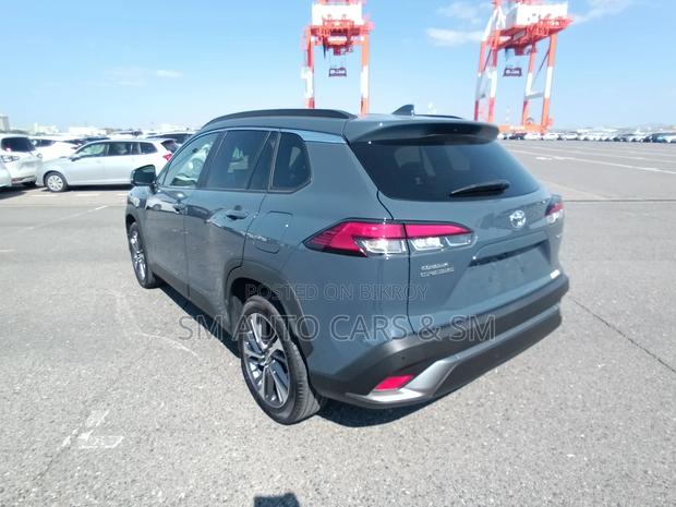 Toyota Corolla Cross Z Massive Grey 2025