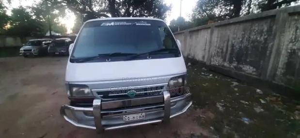 Toyota Hiace , 2004