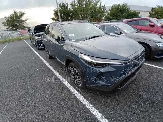 Toyota Corolla Cross Z Massive Grey 2026