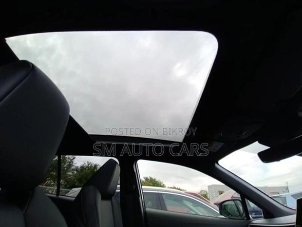 Toyota Corolla Cross Z Massive Grey 2026