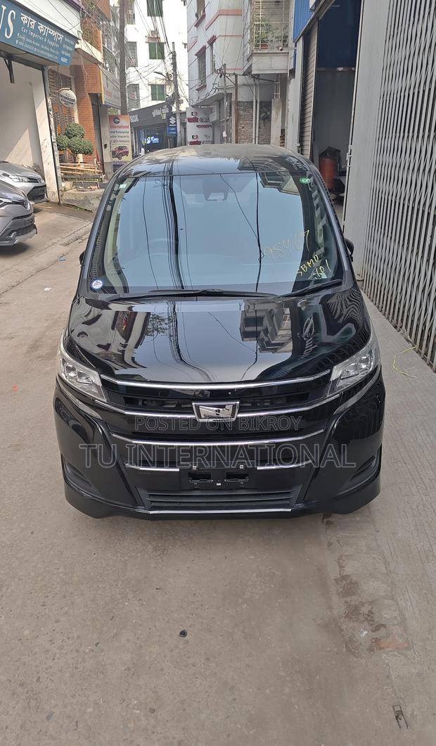 Toyota Noah x smart non hv 2020