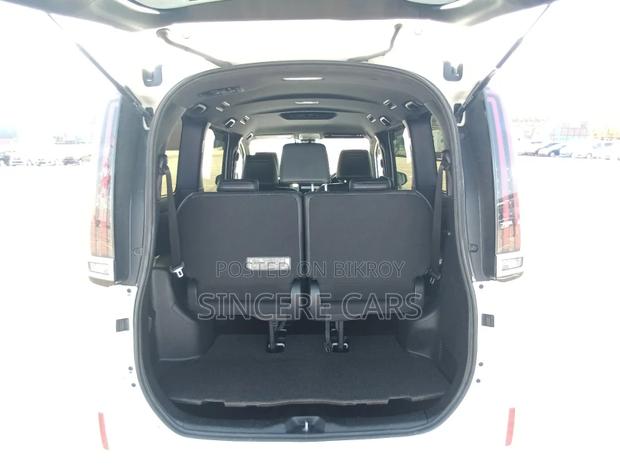 Toyota Esquire GI PACKAGE NON HYB 2021