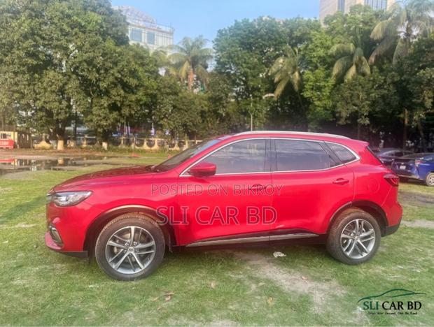 MG ZS 2023 Red