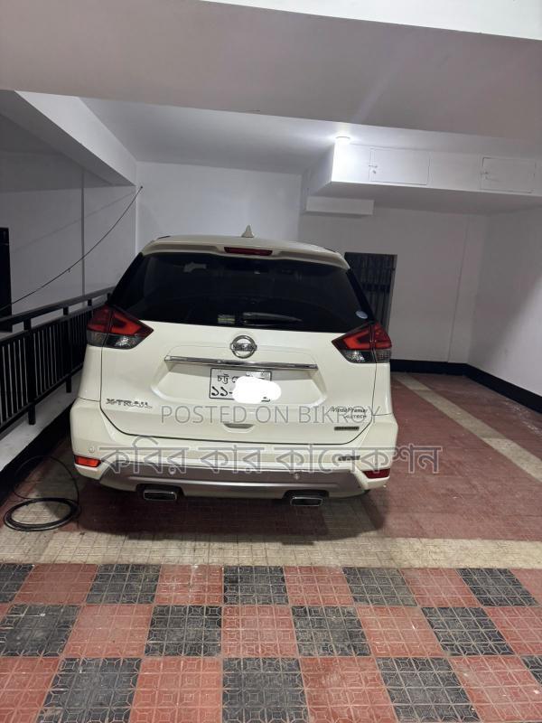 Nissan X-Trail hybrid 2018