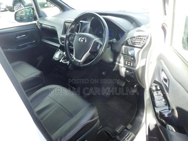 Toyota Noah HYBRID G2 DOOR POWER 2021