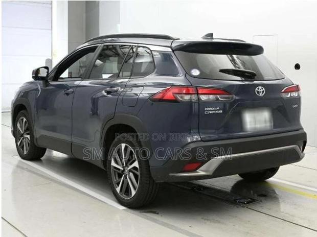 Toyota Corolla Cross Z Massive Grey 2024