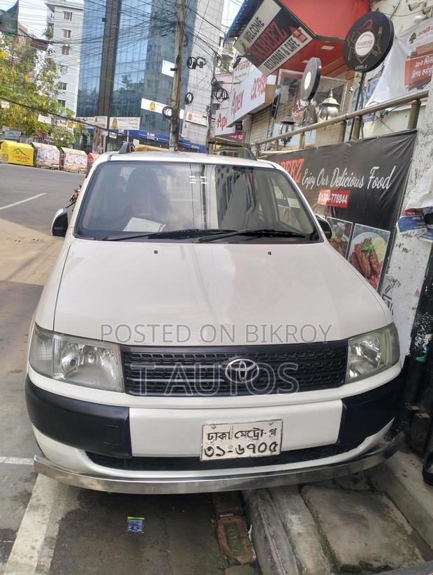 Toyota Probox পুরো বক্স 2003